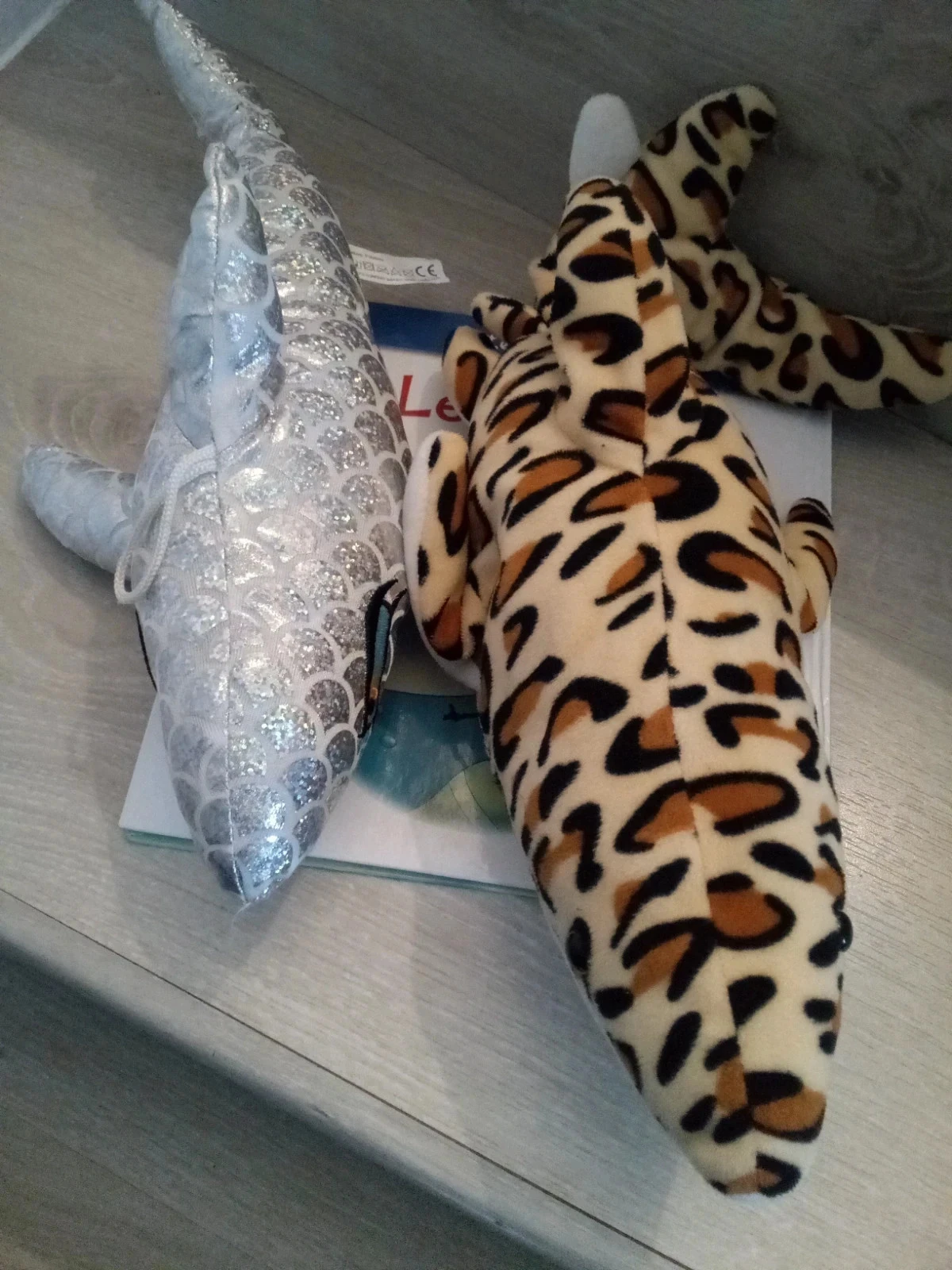 Lot 3 articles requin – photo 5